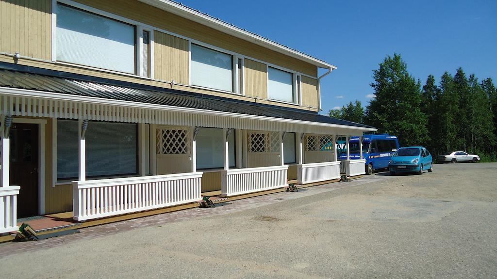 Aemmaen Hotelli Suomussalmi Exterior photo